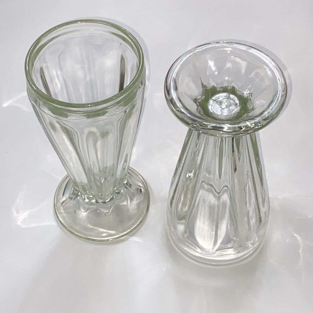 Set Tow Rare Retro Vintage Cups  Milkshakes Of Glass